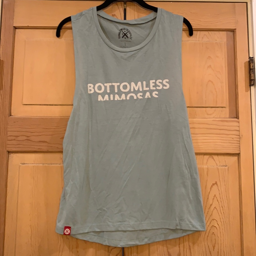 Mint Graphic tank